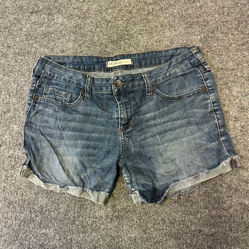 Bullhead Shorts Womens Size 9 Blue Denim Cutoff Low Rise Frayed Hem Stretch
